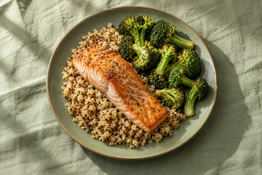 Lemon-style salmon & quinoa bowl